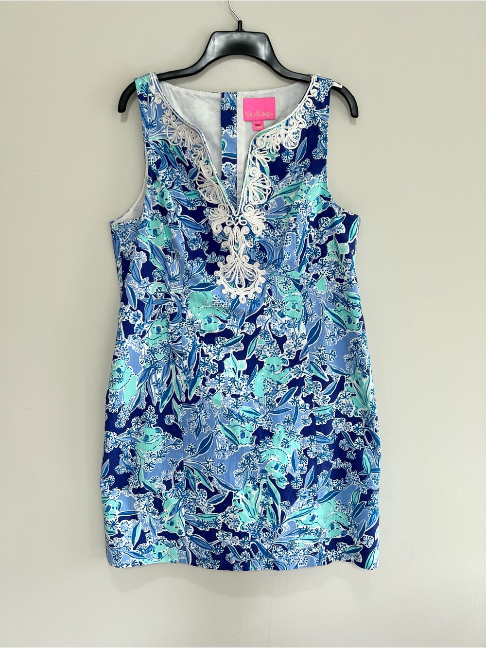 Lilly Pulitzer Gabby Embroidered Lace Notched Neck Sleeveless Shift Dress, sz 14